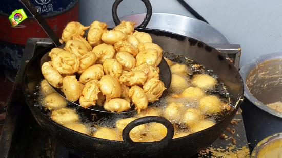 Golden Wada Pav