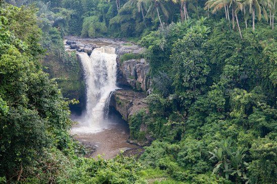 Tegenungan Waterfall