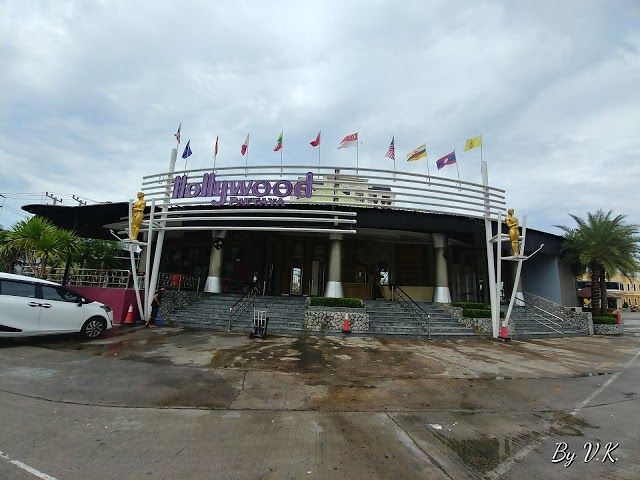 Hollywood Club Pattaya